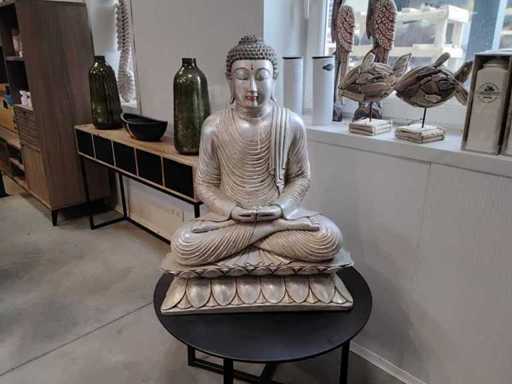 Buddha statue