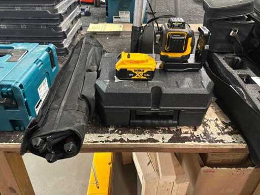 2025 DeWalt DCLE34031 Construction Laser