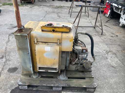 HATZ 2L40C Dieselmotor met hydraulische pomp