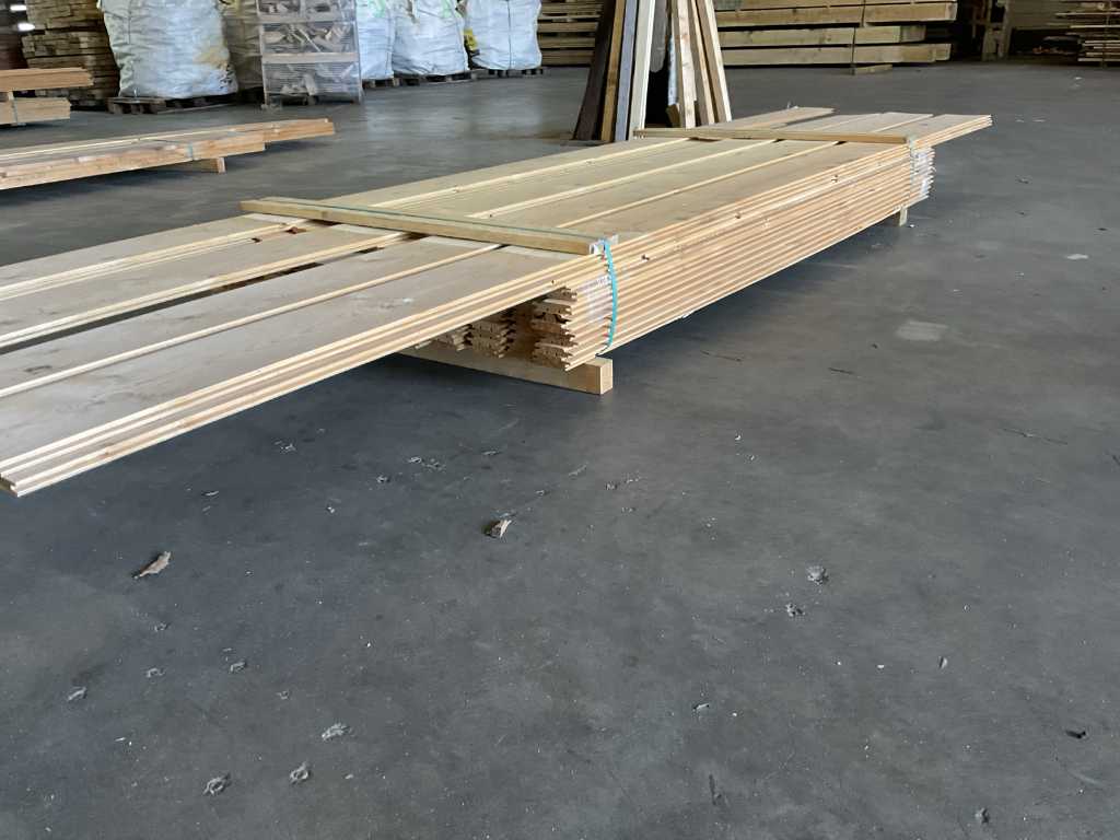 Spruce tongue and groove parts (115x)