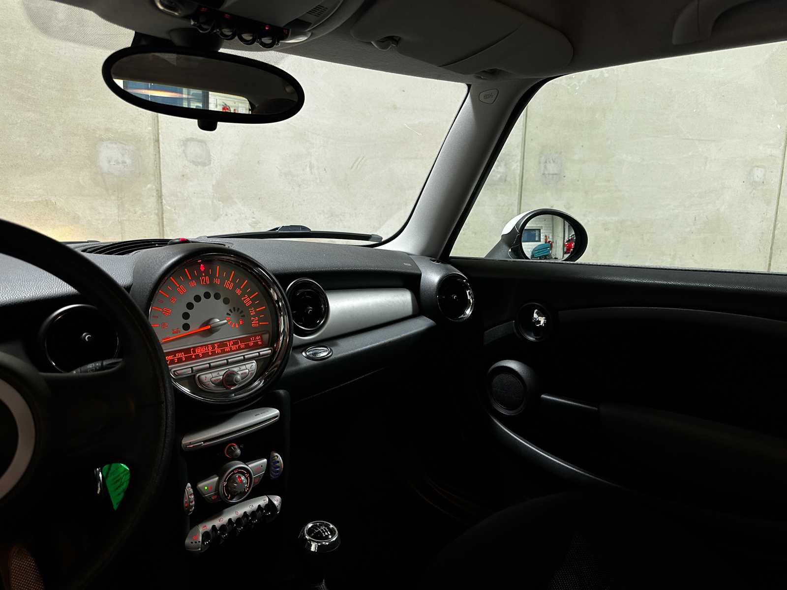 Mini 3-Deurs 1.6 Cooper 120pk 2008, 93-LDX-9