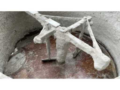 3651b9aa-a7aa-4340-b9d7-ce6bb0ce7eb5.mp4