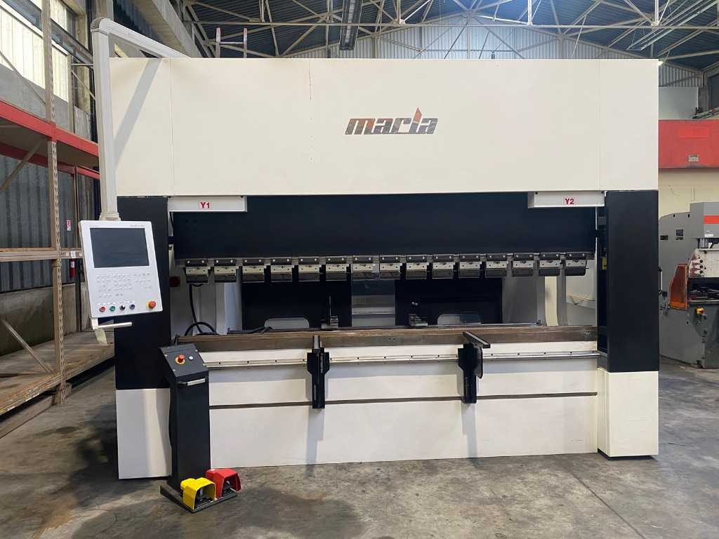 MARLA - 220T-3000 - Prasa krawędziowa CNC, Maszyna Demonstracyjna - 2017
