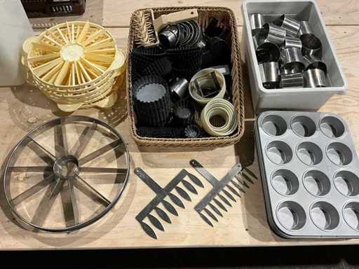 Partij bakbenodigdheden