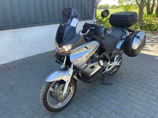 Varadero PGM-F1 XL1000V moto 2003