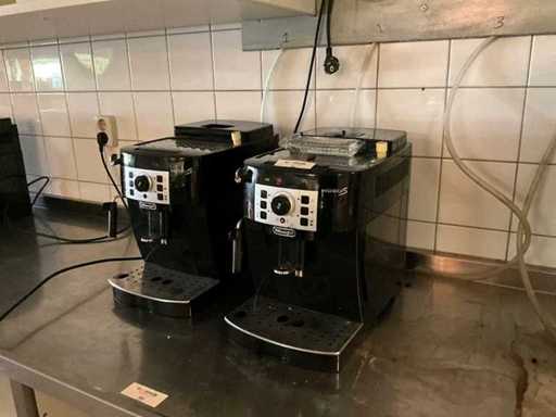Delonghi Magnifica S Koffiemachines (2x)