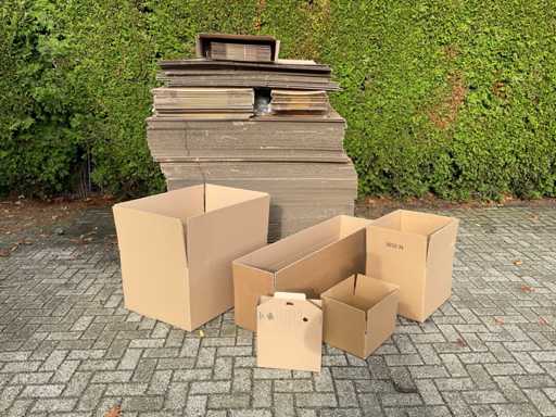 Lot de boîtes assorties