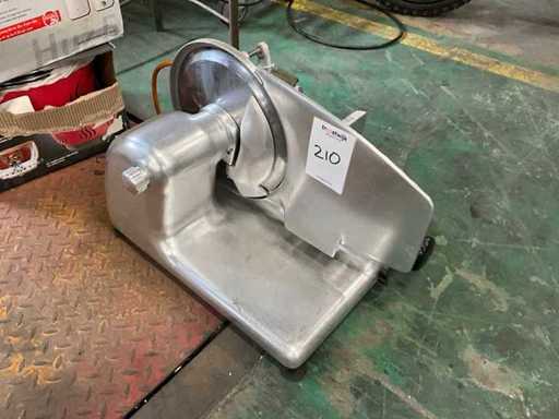 Cutting machine