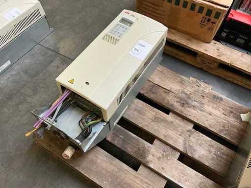 ABB ACS800-01-0060-3 Frequentieregelaar