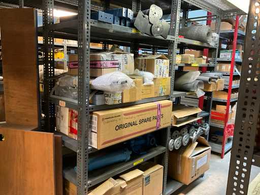 Pièces et accessoires de machines