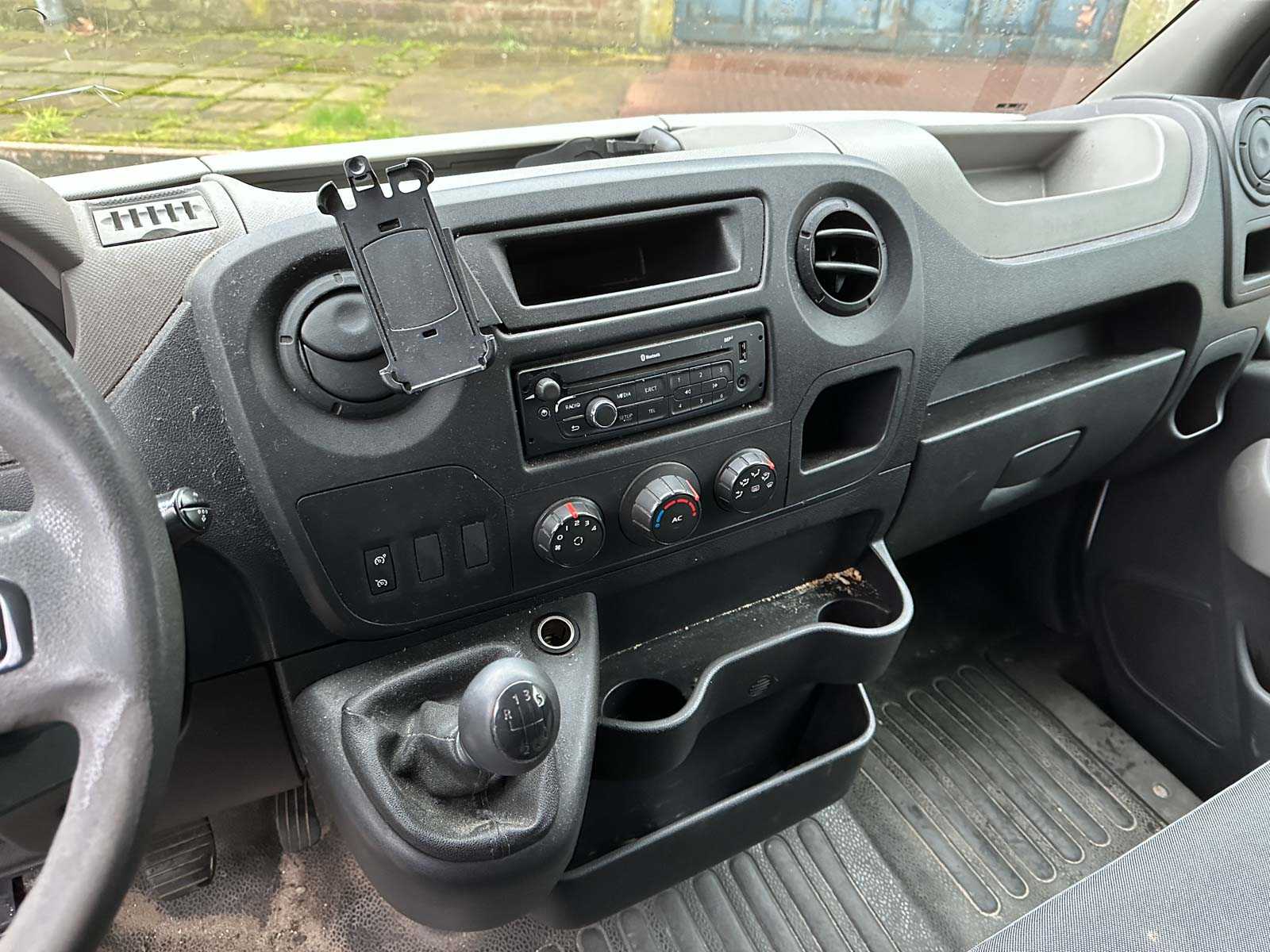 Renault Master T35 2.3 dCi L2H3 Eco 125pk 2013, VD-911-L