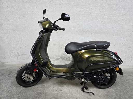 Vespa - Trottinette mobylette - Sprint 50 - 4T 4T 45 km version flv96p