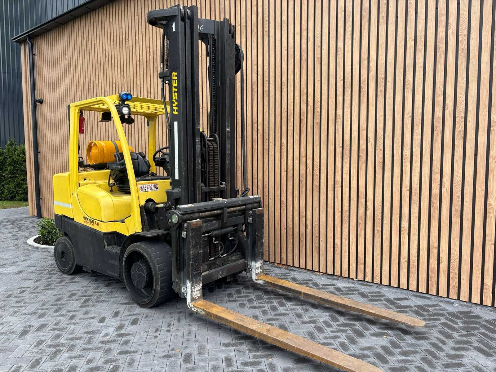 2010 Hyster S7.0FT Forklift