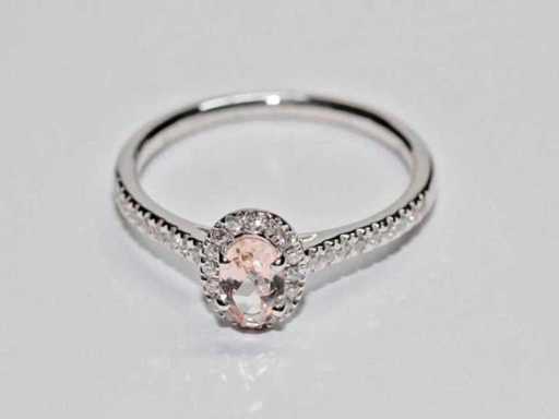 9 KT witgouden ring met 0,57 cts natuurlijke diamant en morganiet