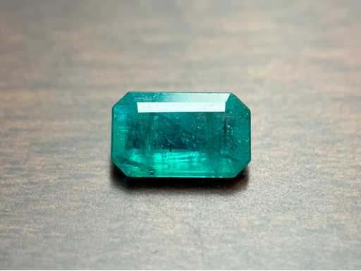 Smaragd 2.79 carat natuurlijke smaragd