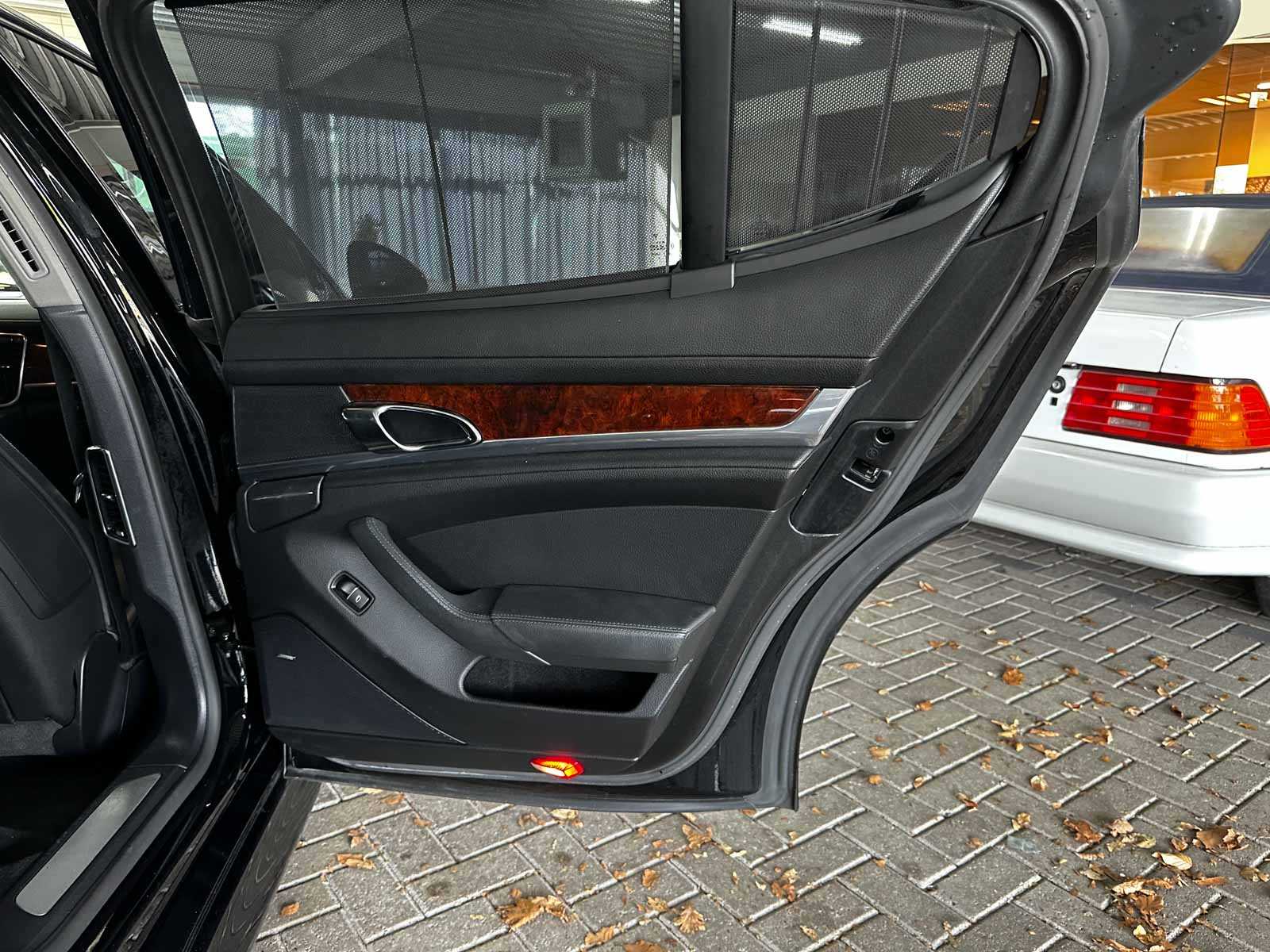 Porsche Panamera S 4.8 V8 405pk 2012