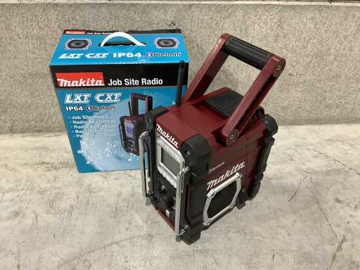 Makita - 2025 - DMR108AR - Materiale de construcție și fixare