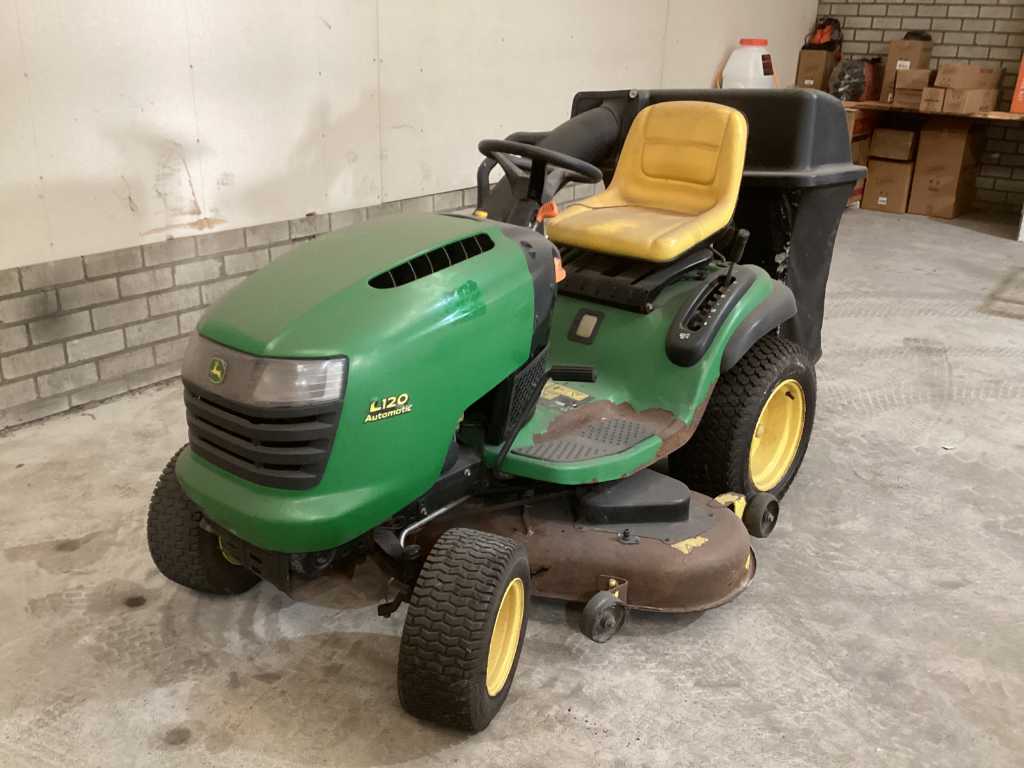 John deere deals l120 riding mower