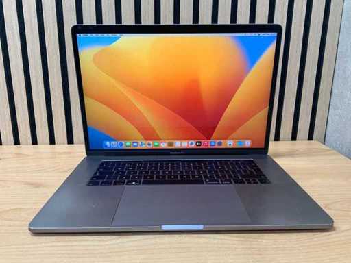 Apple – MacBook Pro A1707 i7 – Laptop