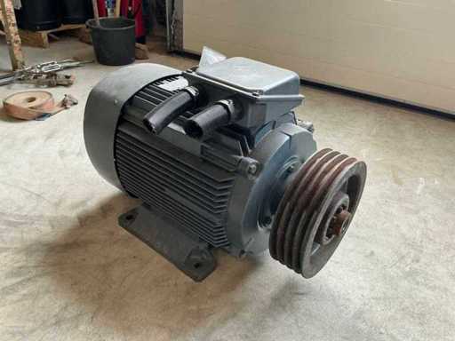 VEM K21R 225S 4 Elektromotor