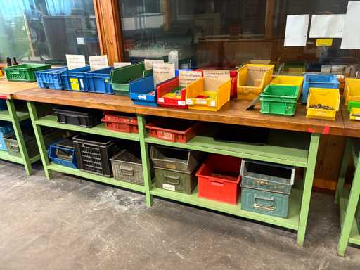   Workbench with contents