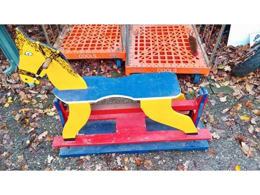 Decoratie schommelpaard