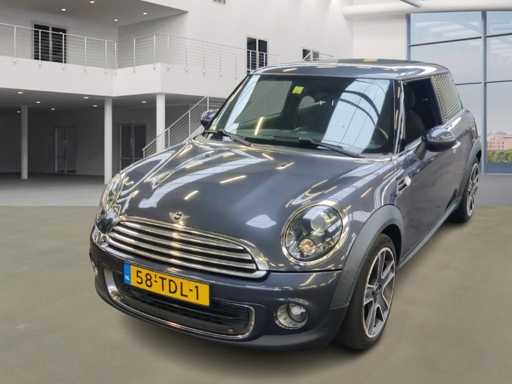 Mini Mini 1.6 One Red Hot; 58-TDL-1
