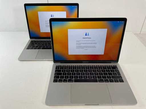 Apple MacBook Pro 13.3”, Core(TM) i5 7th Gen, 8 GB RAM, 251 GB SSD Laptops (2x)