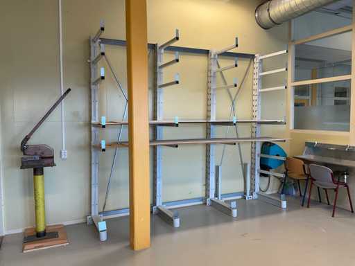 Cantilever-Rackmodul