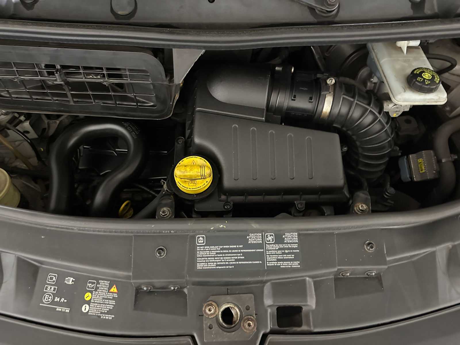 Renault Trafic 2.0 dCi T27 L1H1 Eco Black Edition 89pk 2014 (Origineel-NL), VJ-606-F