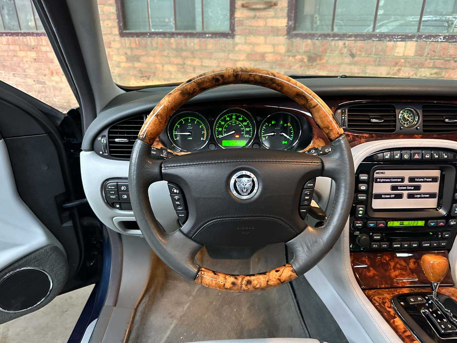 Jaguar XJ 4.2 V8 298pk 2008, T-386-DT Youngtimer