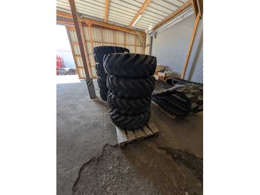 EURORUBBER GMBH Set Mitas Tyres 11x18 ET35 12.5-18