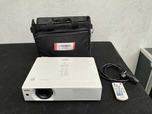 Proiector Sanyo PLC-XU106 XGA