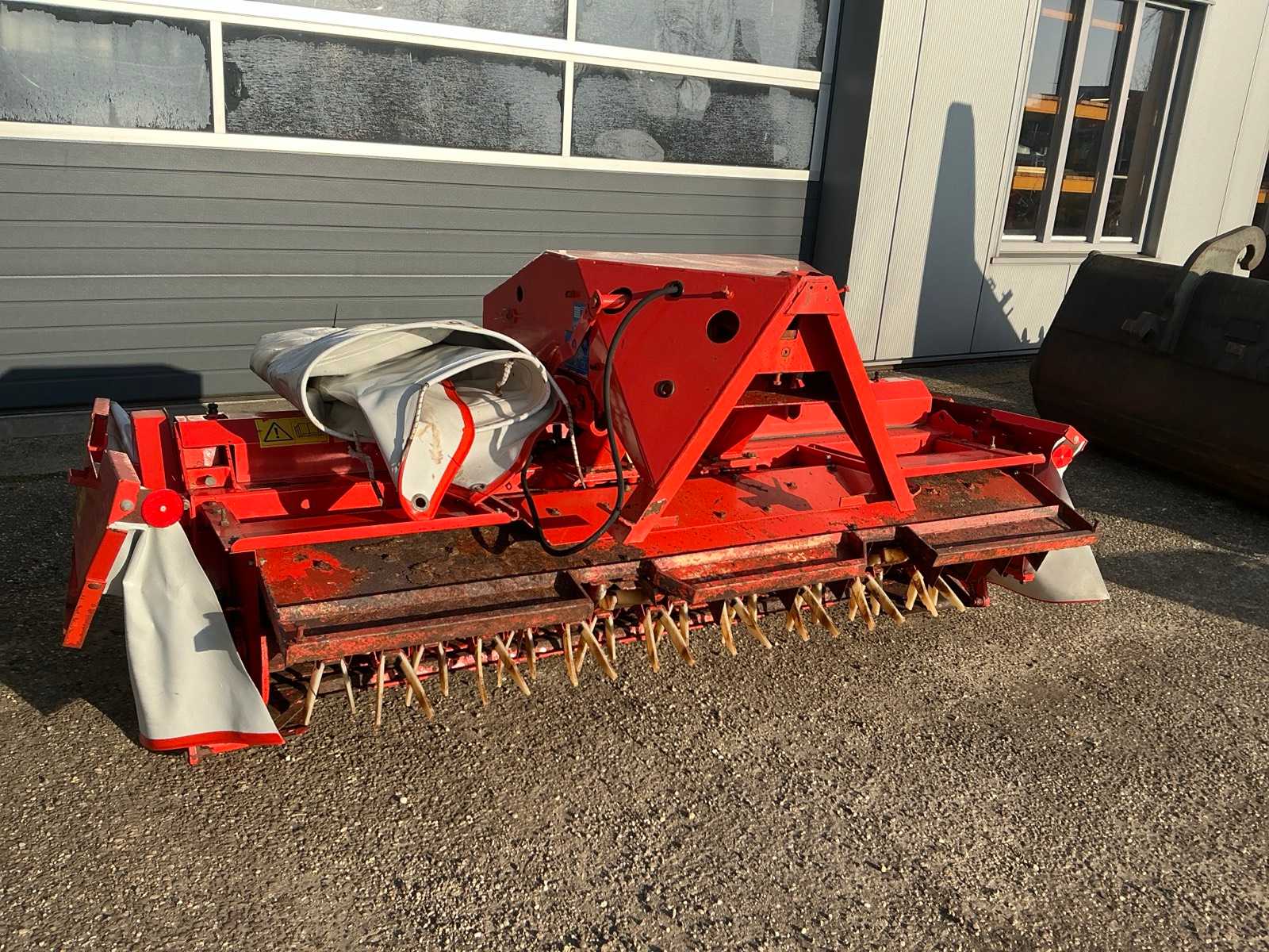 2002 Kuhn FC280F Mower