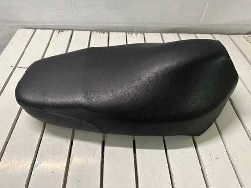 Original Yamaha saddle