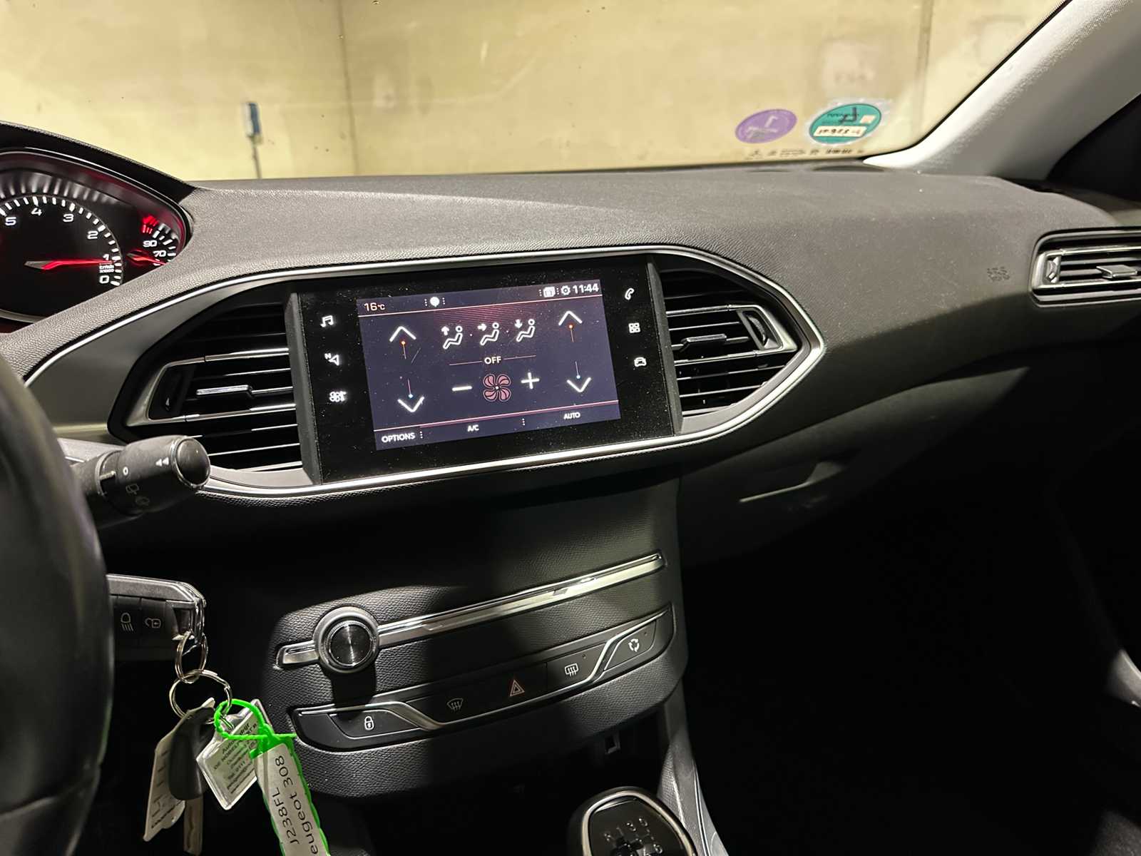 Peugeot 308 SW 1.2 PureTech Blue Lease Premium 131hp 2020, J-238-FL