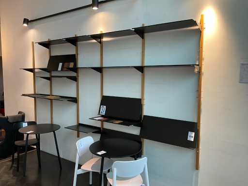 Système d’affichage et de stockage du revolver Lensvelt