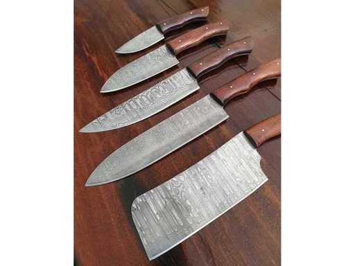 Cooking Set with 5 Damascus Knives and Black Leather Roll