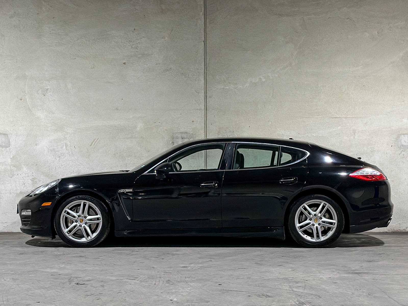 Porsche Panamera S 4.8 V8 405pk 2011