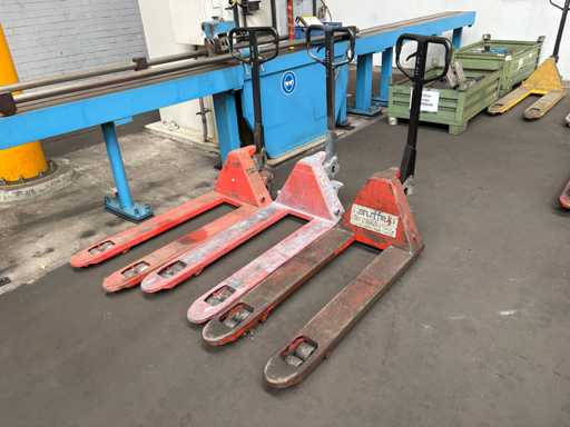   Hand Pallet Truck Lot