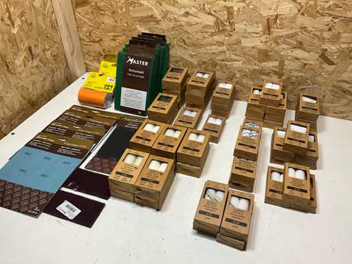 Charge verschiedener Malzubehörteile (65x)