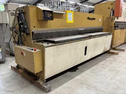 Beyeler GE 3000X6 Guillotine-Schere
