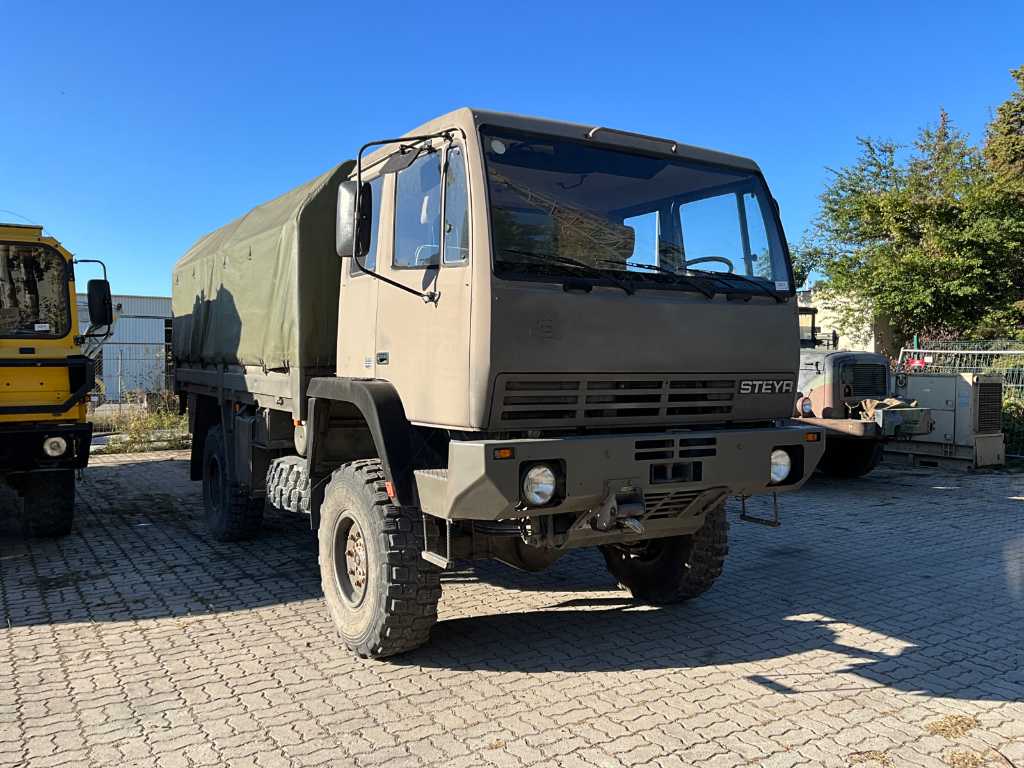 1987 Steyr 12M18 Vehicul militar cu troliu