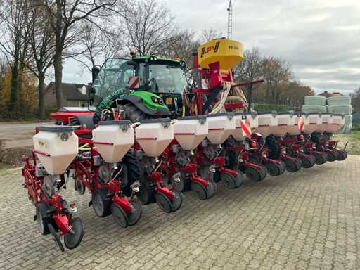 Becker E-Motion 2012DTE Precision Seeder 2018