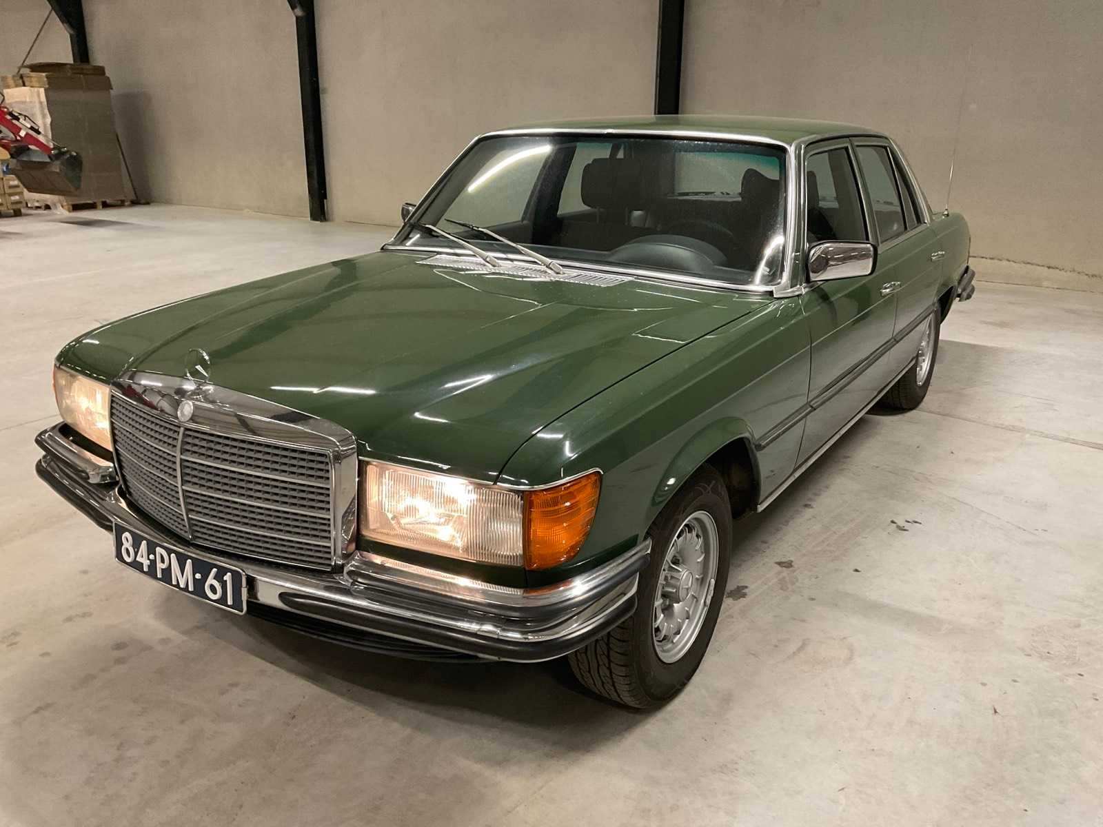 Mercedes-benz 280 S-series Classic car (lpg installation)