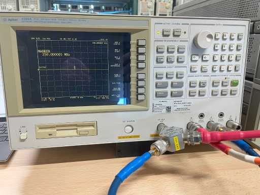AGILENT - 4395A - Netzwerk-Spektrumanalysator