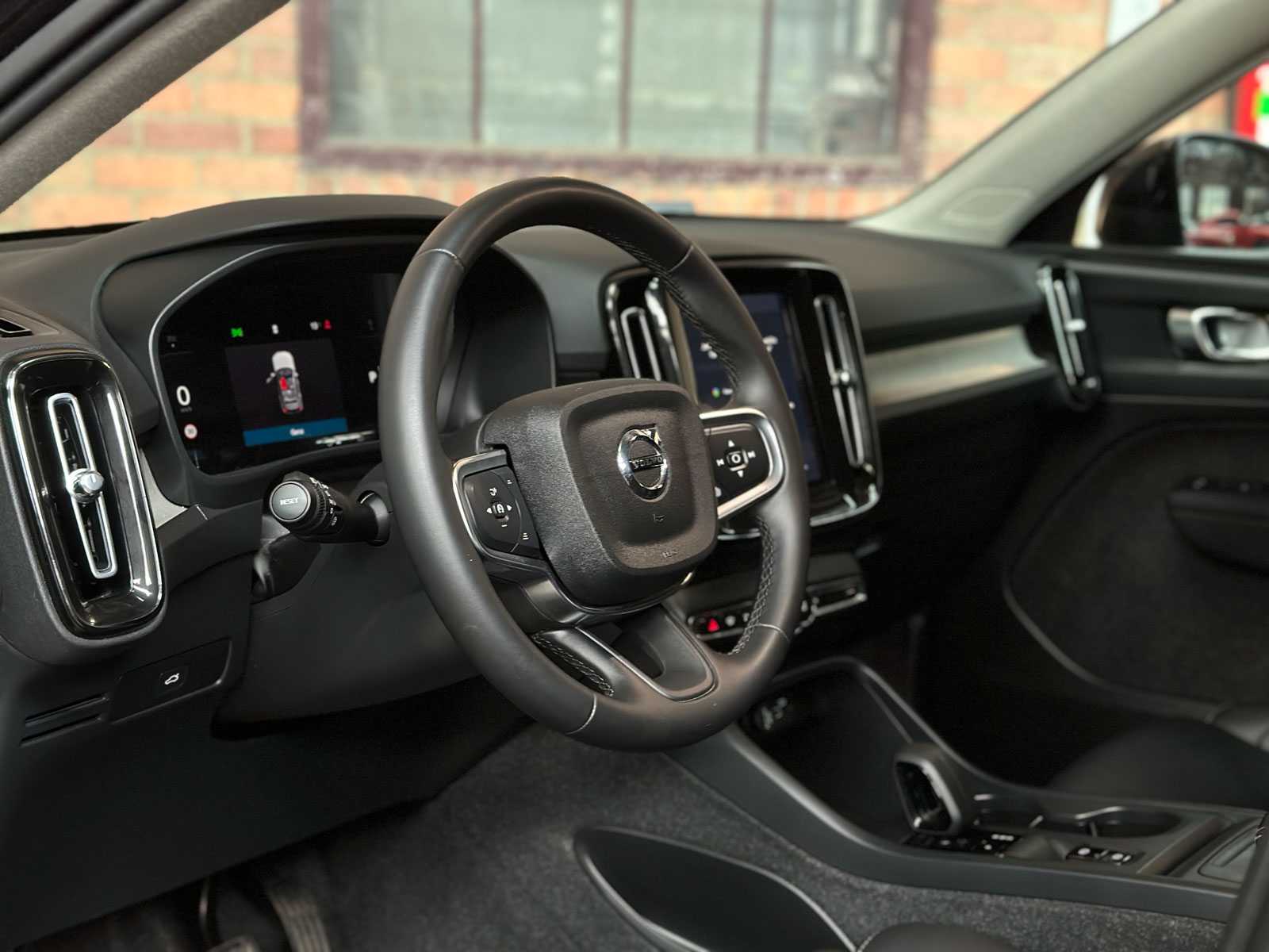 Volvo XC40 2.0 B3 Mild-Hybrid 163pk 2024