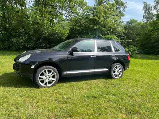 2004 Porsche Cayenne Automatik 3,2 Personenwagen