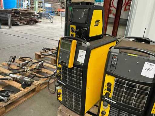 Machine à souder ESAB Mig 4000iw 2013