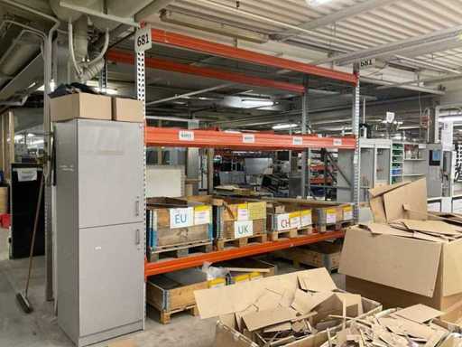 Heavy-duty shelf, with contents